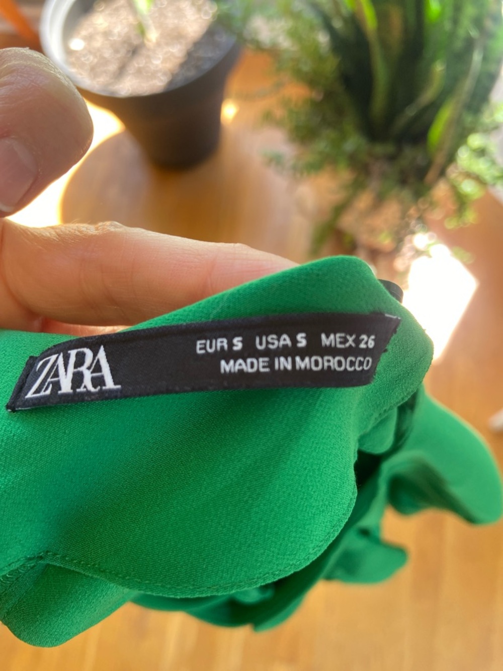 Zara Green Ruffle Shift Dress - Picture 7 of 7